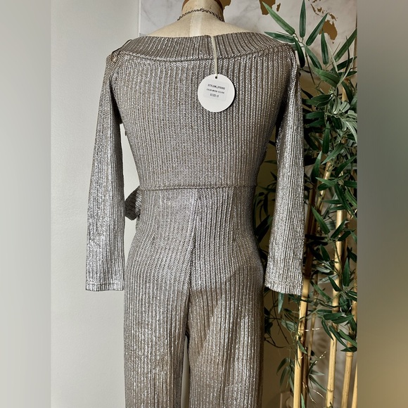 LUXXEL STRIPLE SPLIT JUMP SIZE SMALL - Picture 7 of 8